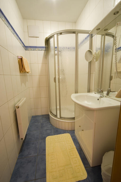 Der Dorfwirt Hotel Rechberg Стая снимка
